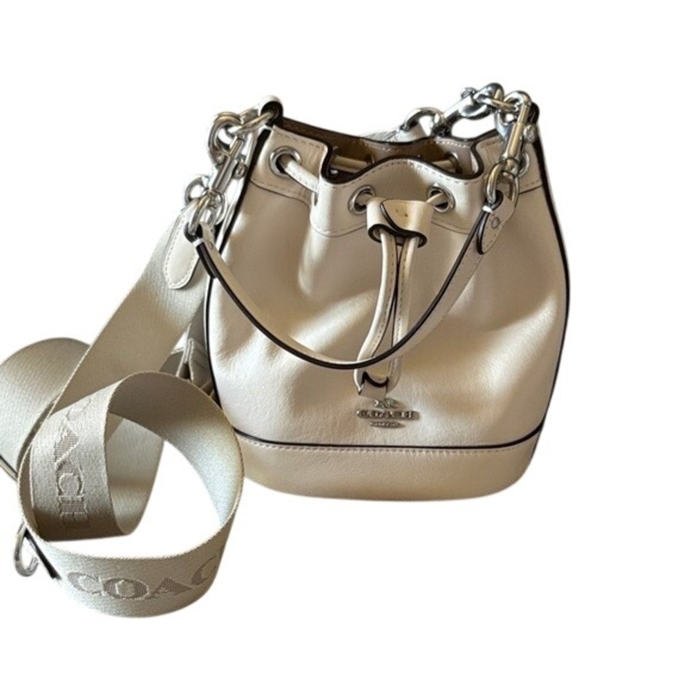 Coach Mini Drawstring Bucket Bag White Leather Crossbody Handbag - Picture 4 of 9